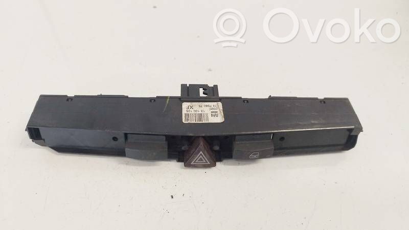 Opel Astra H Interruttore luci di emergenza 