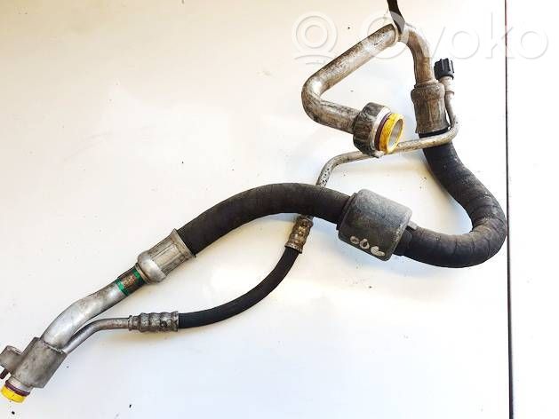 BMW 3 E90 E91 Ilmastointilaitteen putki (A/C) 