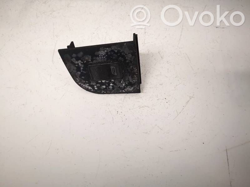 Audi A6 S6 C4 4A Interruttore di controllo dell’alzacristalli elettrico 