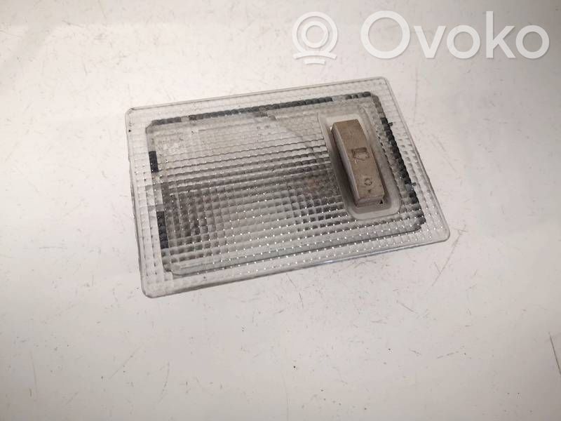 Opel Corsa D Takaistuimen valo 