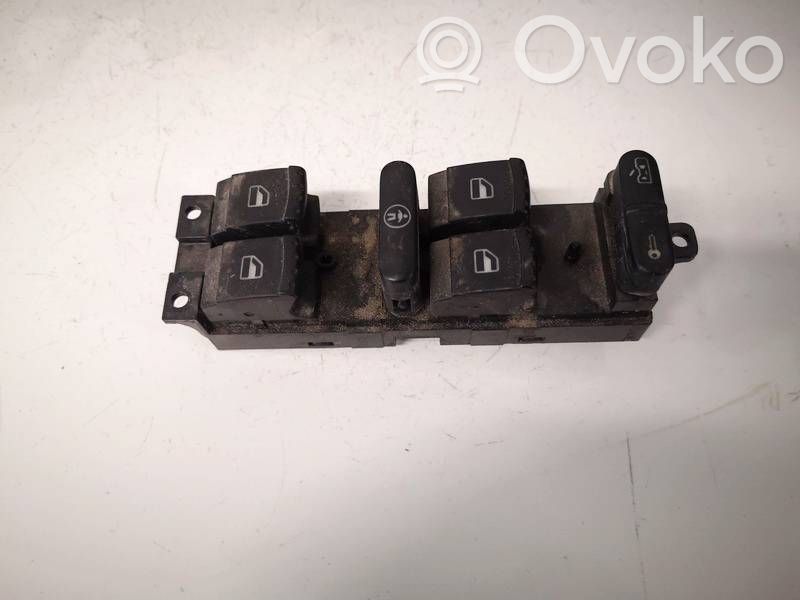 Comutator comandă geamuri electrice   1J4959857,1J4959857,03755000,1J4959857,1J4959857B,1J4959857C,1J4959857D,F005S00072