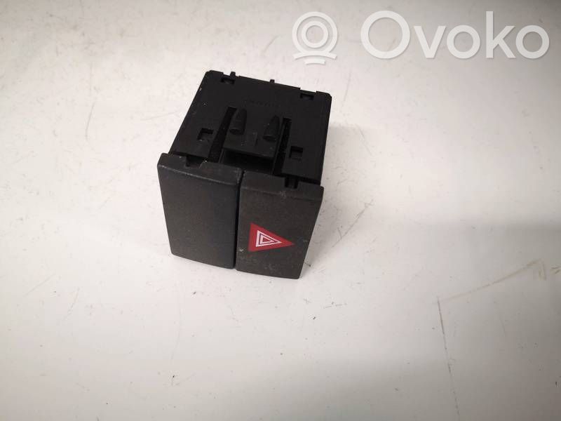 Botón interruptor de luz de peligro   93332970,93332970,93332970