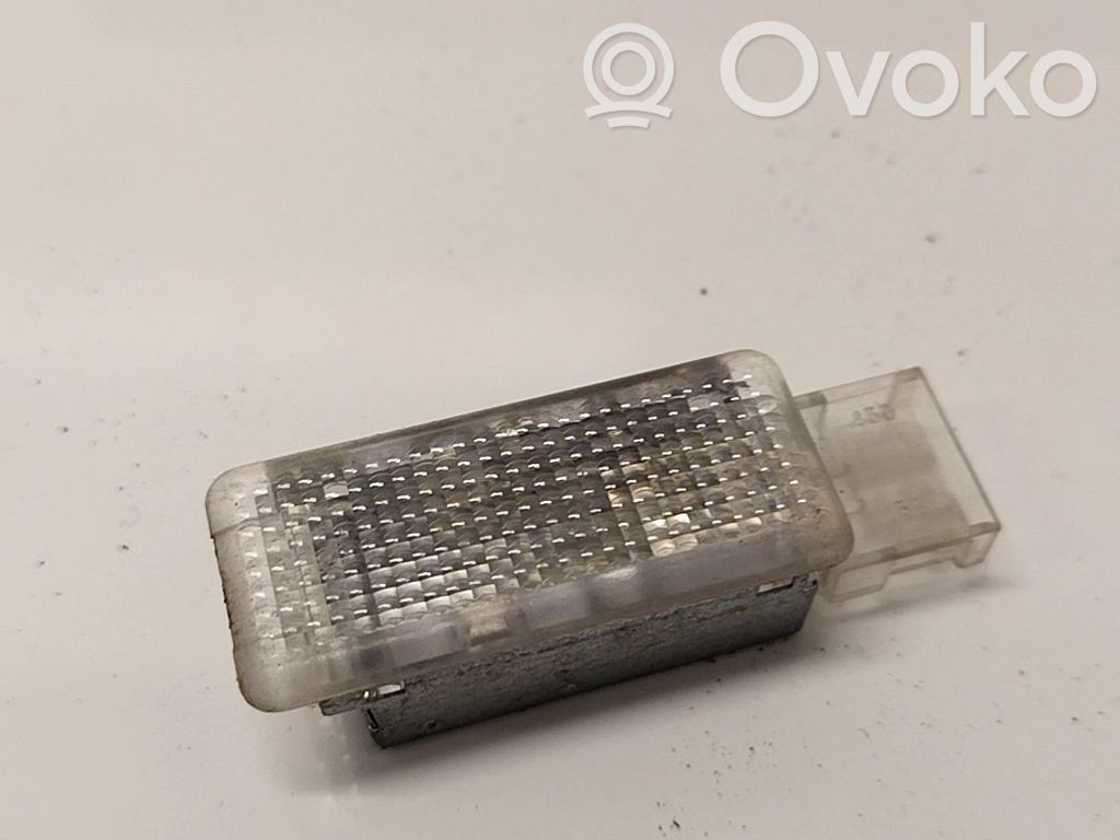 Otras luces interiores   6L0947565,6L0947565,6L0947565