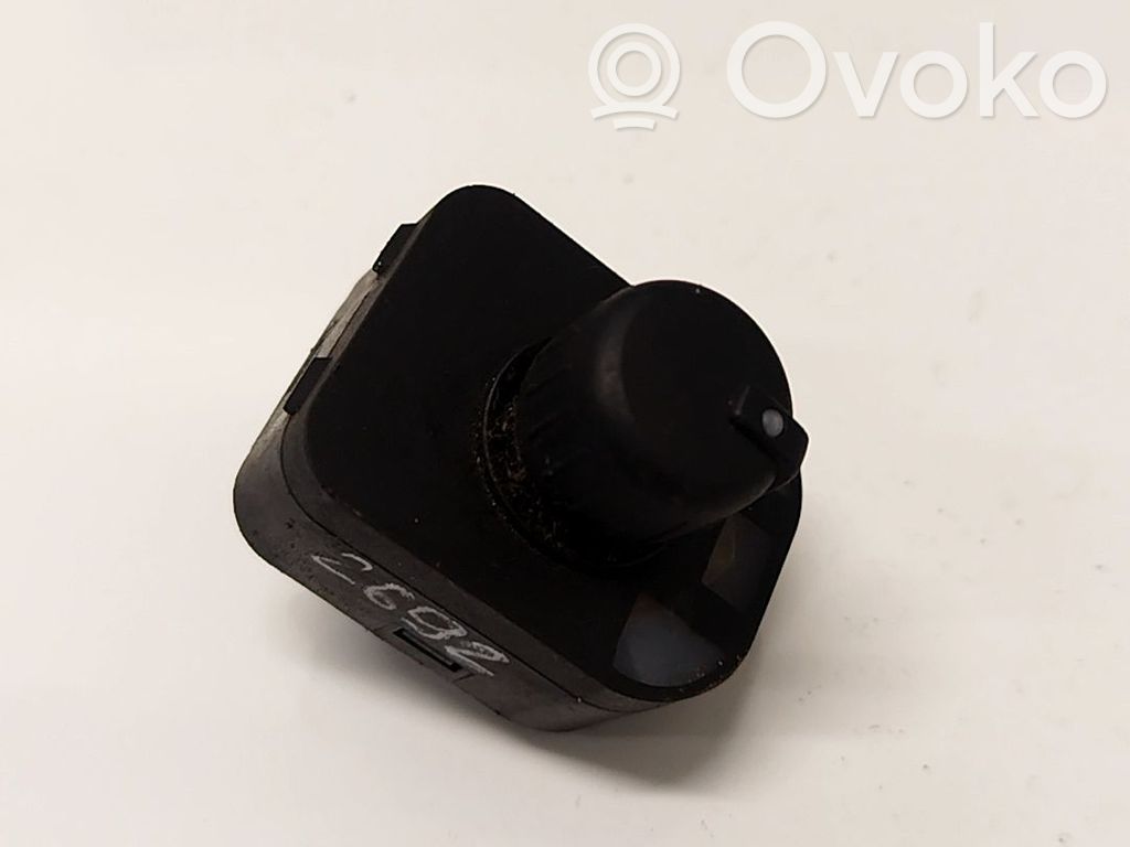 Interruptor del espejo lateral   8E0959565,8E0959565,8E0959565,8E0959565A