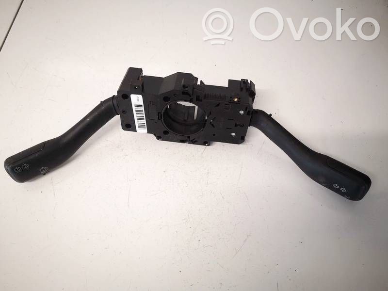 Audi A6 S6 C5 4B Leva/interruttore dell’indicatore di direzione e tergicristallo