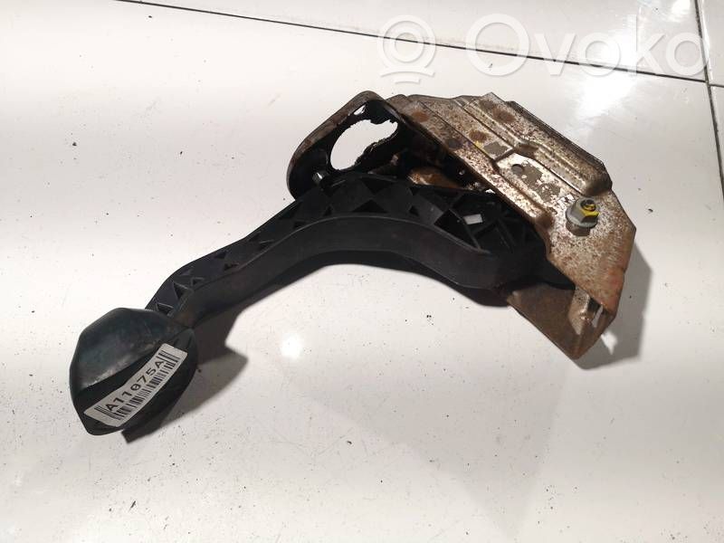 Skoda Roomster (5J) Kupplungspedal