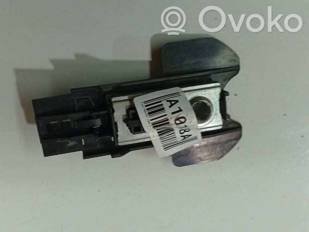 Ford Mondeo MK IV Sicherheitsgurt-Einstellschiene 