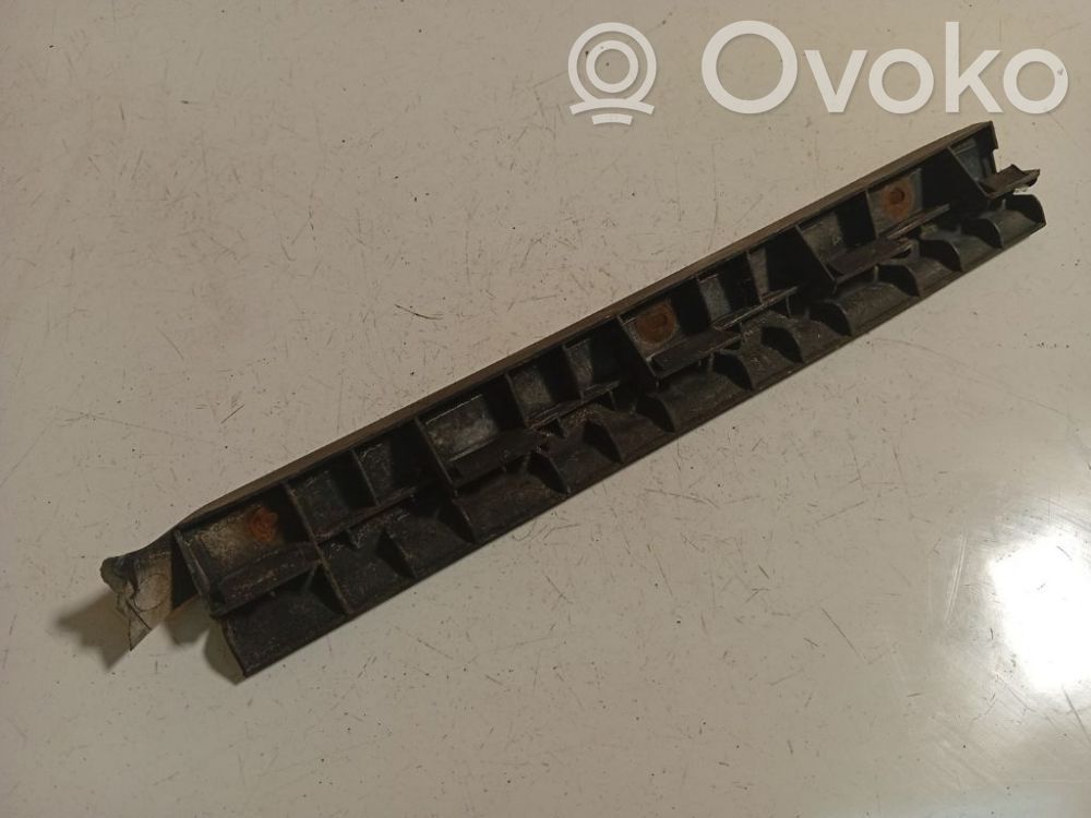 Volkswagen PASSAT B5 Support de pare-chocs arrière