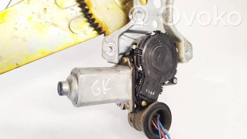 Toyota Corolla Verso E121 Asa reguladora de la puerta trasera