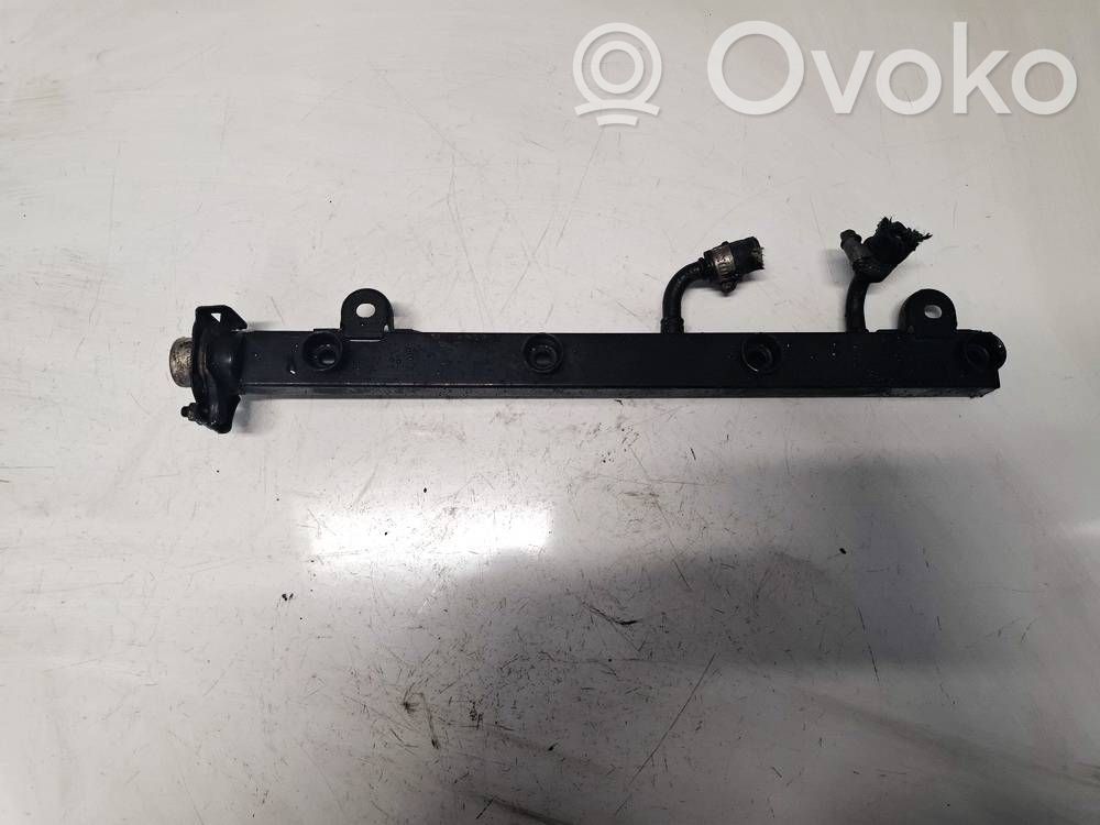 BMW 3 E36 Listwa wtryskowa 