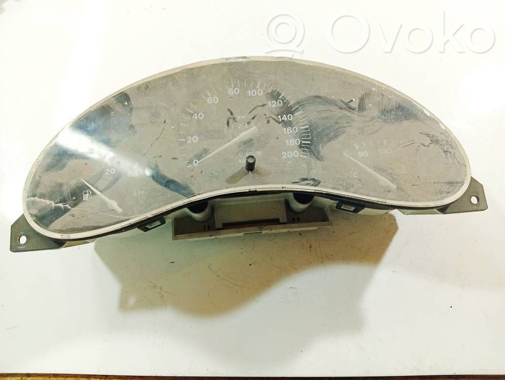 Opel Corsa B Speedometer (instrument cluster) 