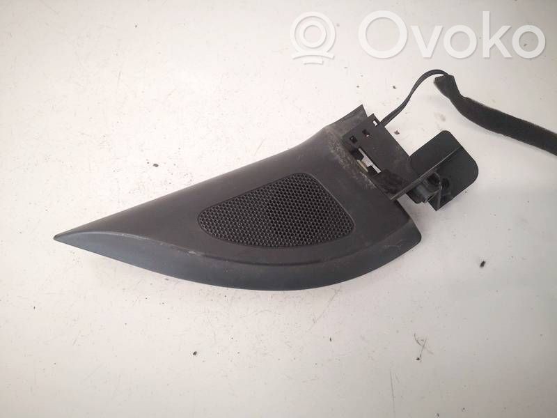 Volkswagen Golf V Haut-parleur de porte avant 