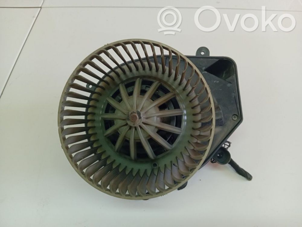 Volkswagen PASSAT B5 Ventola riscaldamento/ventilatore abitacolo 
