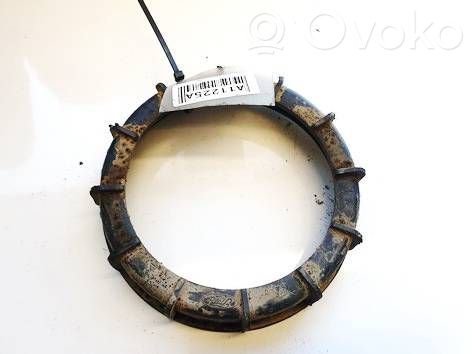 Ford Mondeo MK IV Inel/piuliță fixare pompă combustibil înecată