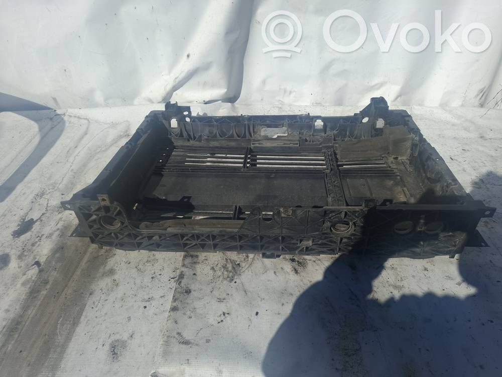 Radiatorių panelė   GN158B041A,GN158B041A
