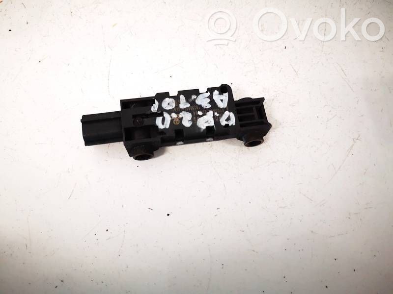 Audi A4 S4 B7 8E 8H Senzor impact/declanșare airbag 