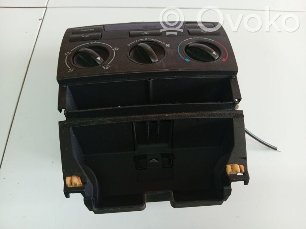 Toyota Corolla E120 E130 Panel klimatyzacji 