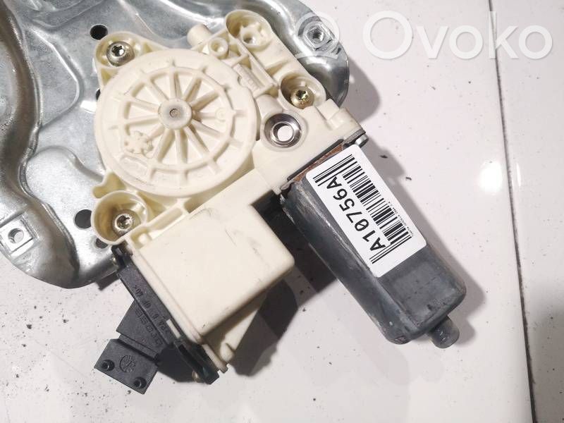 Toyota Corolla E120 E130 Motor macara geam ușă față 
