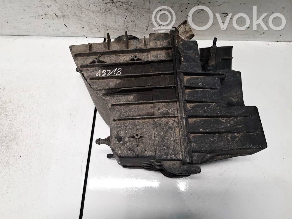 Luftfilterkasten   YC159600DD,YC159600DD,YC159600DD