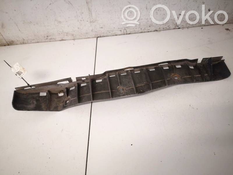 BMW 5 E60 E61 Suport montare bară spate 