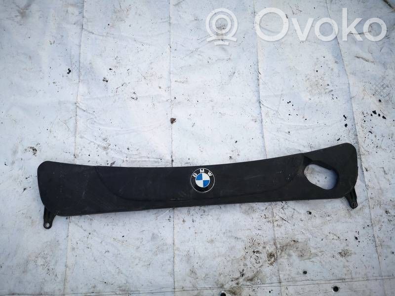 BMW 5 E60 E61 Engine cover (trim) 