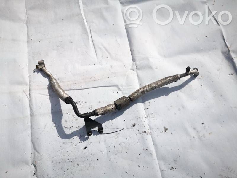 BMW 7 E65 E66 Ilmastointilaitteen putki (A/C) 