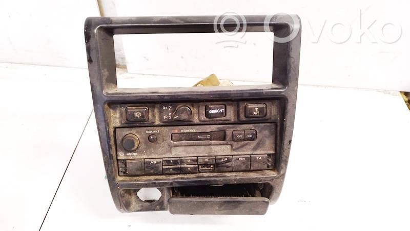 Volkswagen Golf III Unitate principală radio/CD/DVD/GPS 