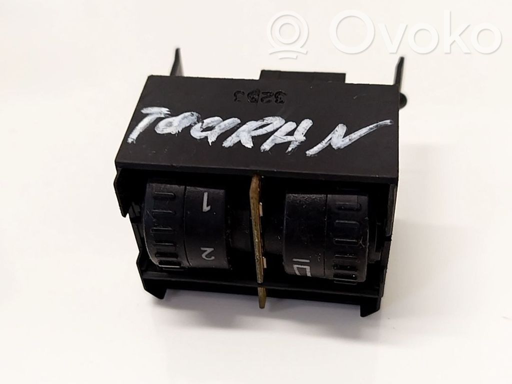 Comutator control nivel faruri   1T0941333,1T0941333,1T0941333