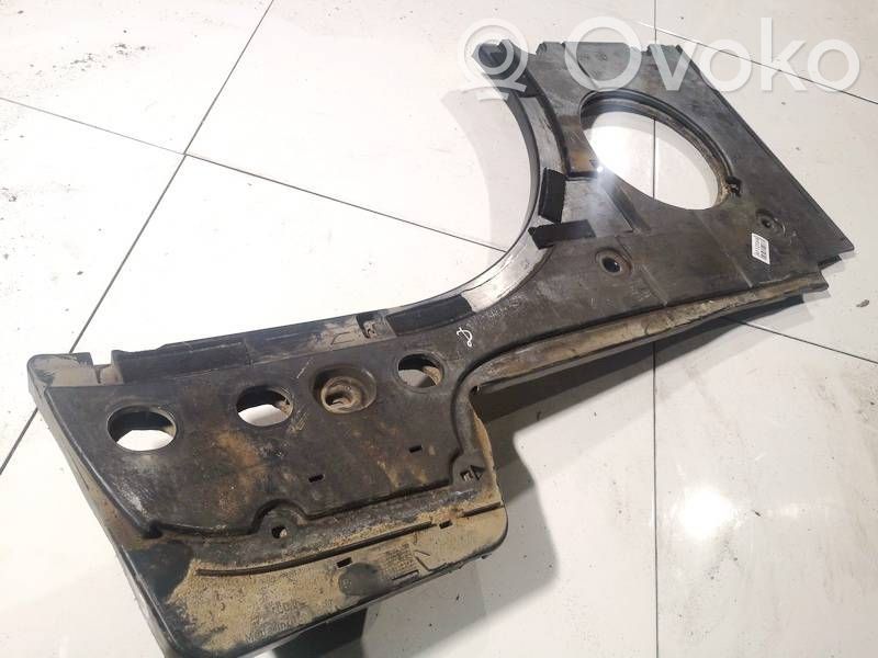 Volkswagen PASSAT B5 Altra parte esteriore 