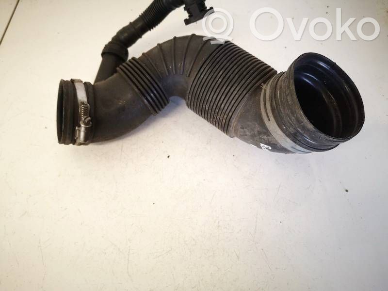 Volkswagen Touran II Tube d'admission d'air