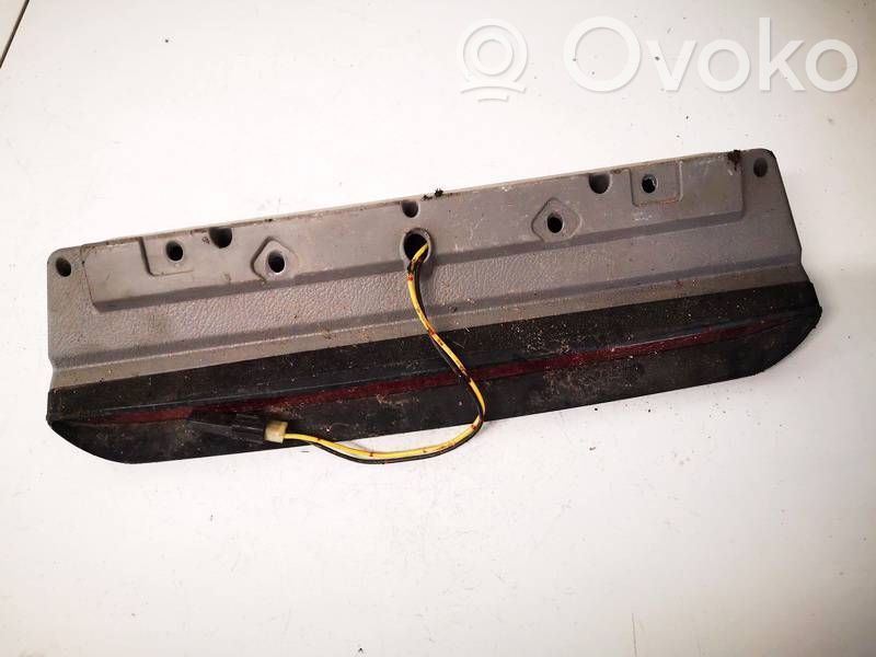 Subaru Forester SF Third/center stoplight 
