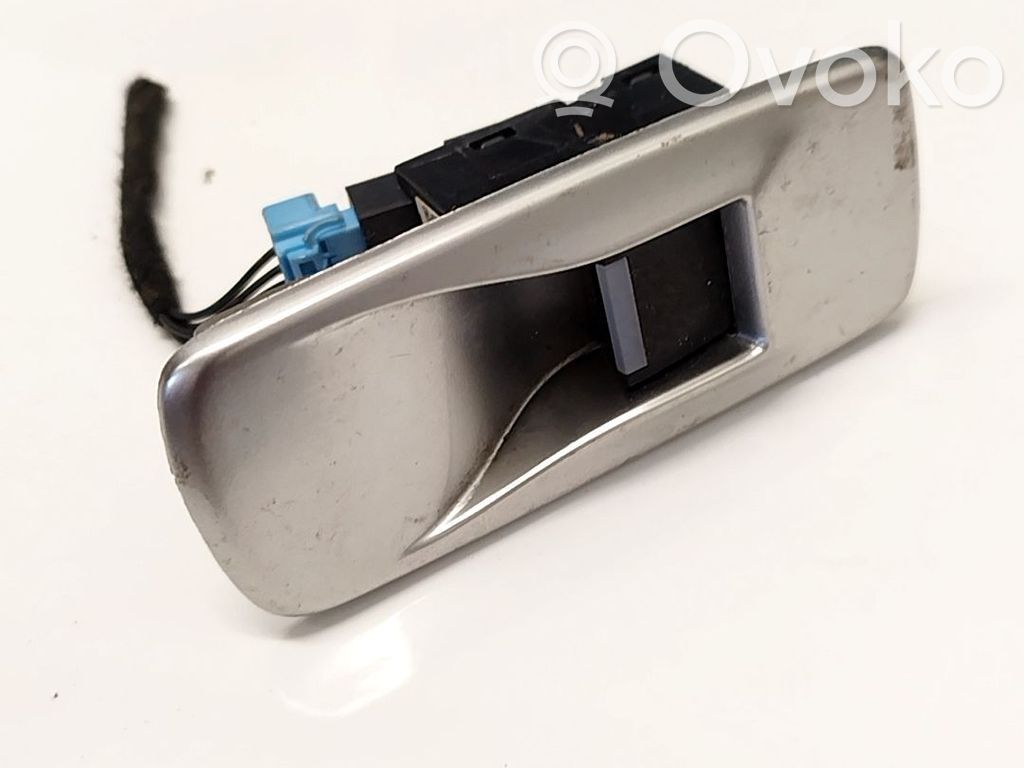 Interrupteur commade lève-vitre   BX23240A40CA,BX23240A40CA,BX23240A40CA