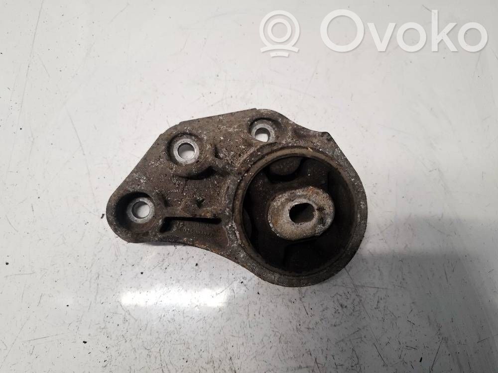 Audi A4 S4 B6 8E 8H Moottorin kiinnikekorvake
