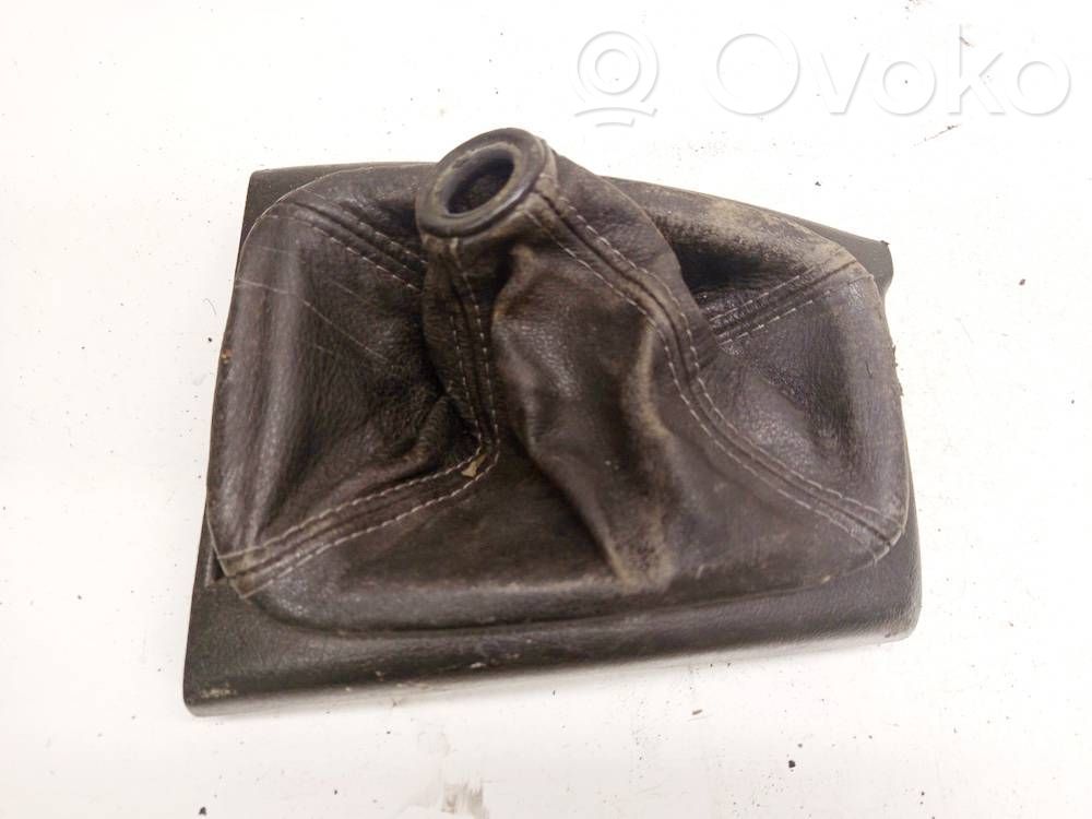Volkswagen PASSAT B4 Alte piese de interior 