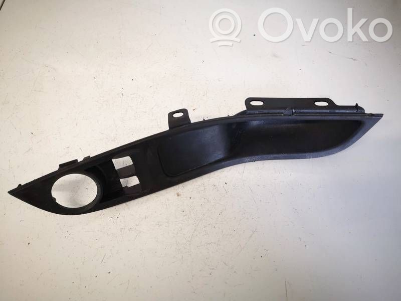 Ford Focus Front door window switch trim 