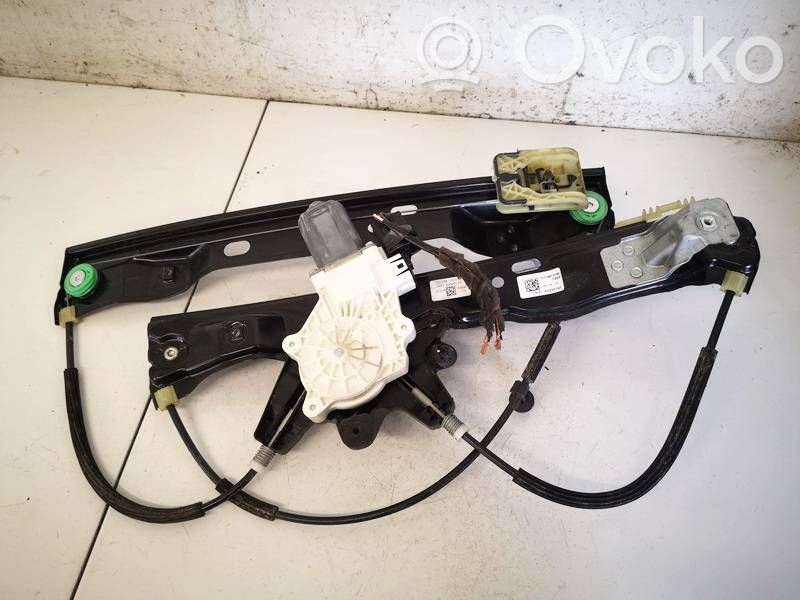 Ford Focus Alzacristalli del portellone scorrevole con motorino 