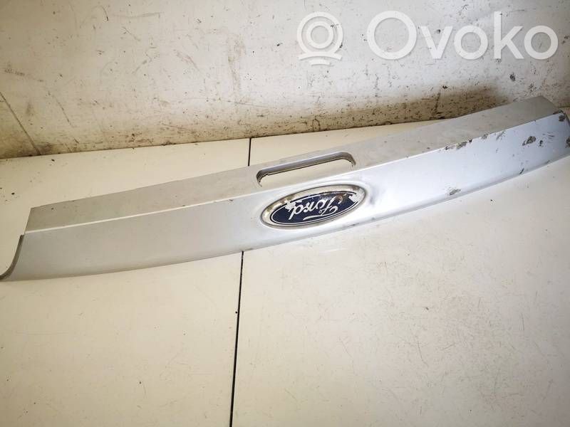 Ford Focus Éclairage de plaque d'immatriculation 