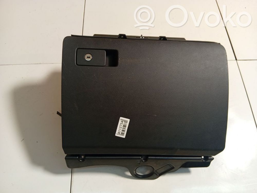 Volkswagen PASSAT B6 Vano portaoggetti