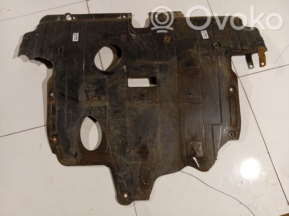 KIA Sorento Engine splash shield/under tray