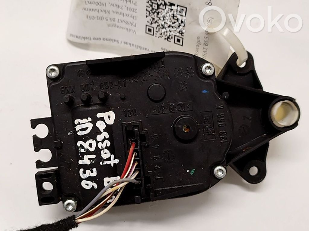 Volkswagen PASSAT B5.5 Motor/actuator clapetă aer 