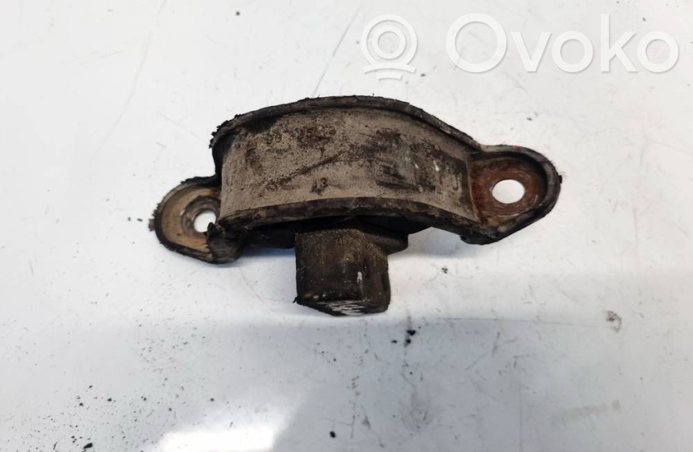 Opel Astra F Engine mount bracket 