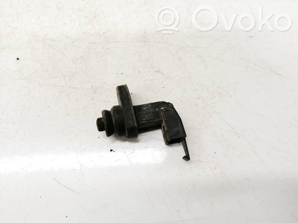 Volkswagen PASSAT B4 Sensor de la puerta delantera 