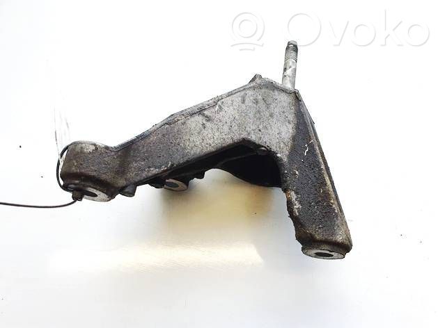 Saab 9-5 Engine mounting bracket 