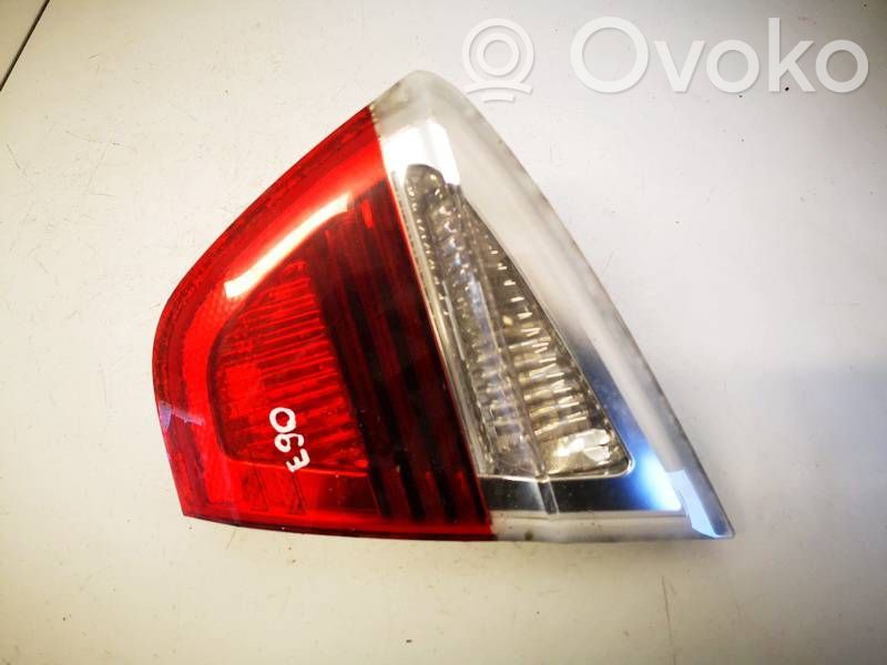 Tailgate rear/tail lights   6937460,6937460,6937460,693746025