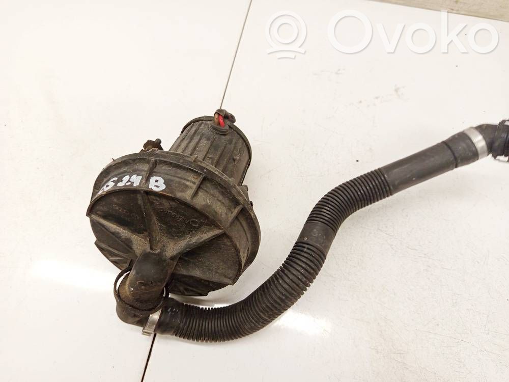 Audi A6 S6 C5 4B Pompa dell’aria secondaria