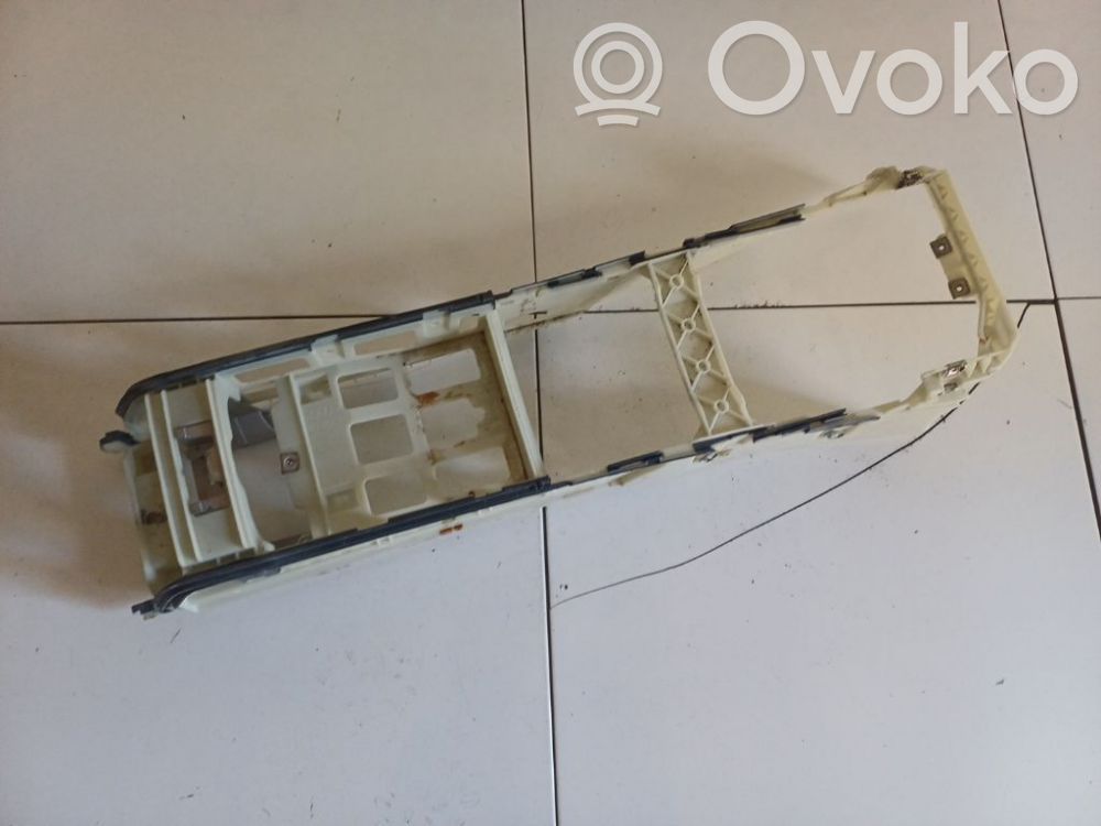 Audi A6 S6 C6 4F Centrālā konsole 