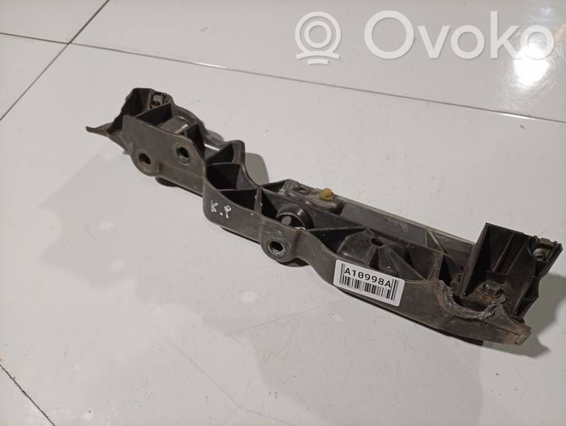 Renault Scenic III -  Grand scenic III Supporto di montaggio del parafango 
