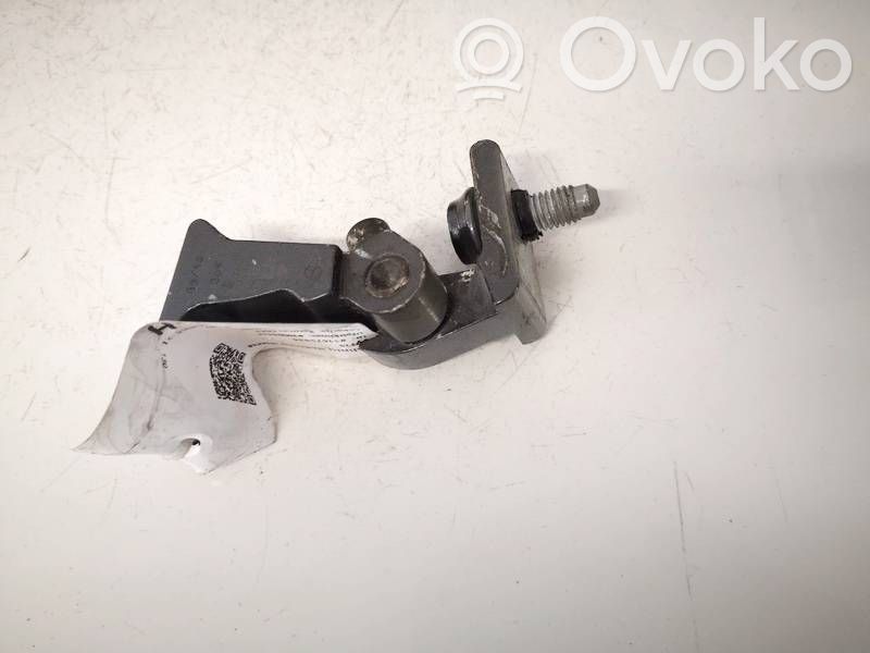 Audi A4 S4 B8 8K Cerniera inferiore della portiera posteriore 