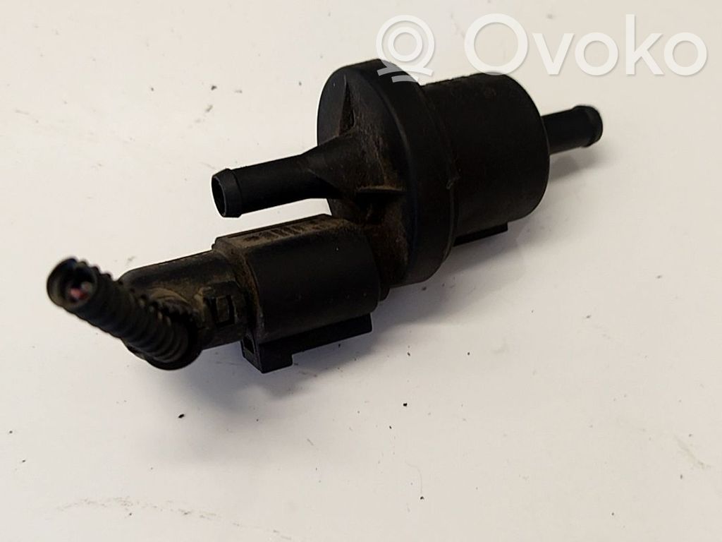 Skoda Fabia Mk1 (6Y) Valvola di depressione (usato) 