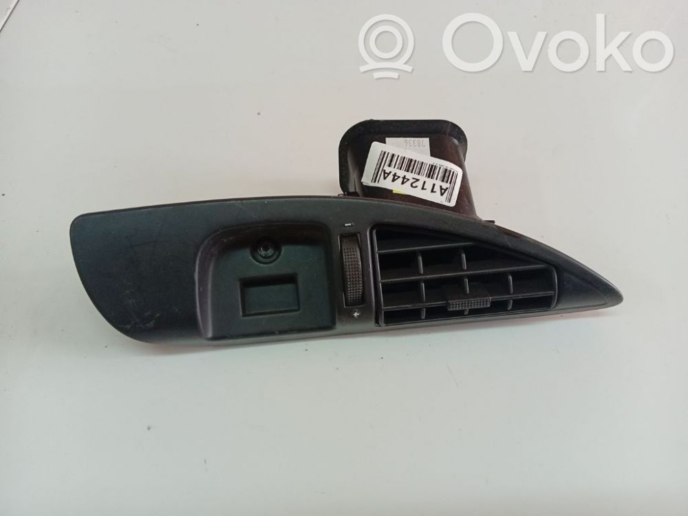 Citroen C8 Griglia di ventilazione centrale cruscotto 